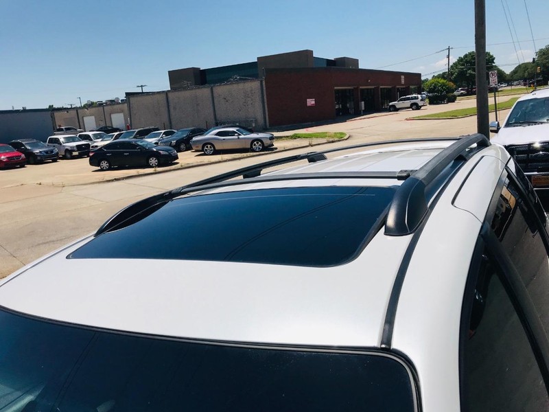 Toyota Sienna Vehicle Full-screen Gallery Image 35