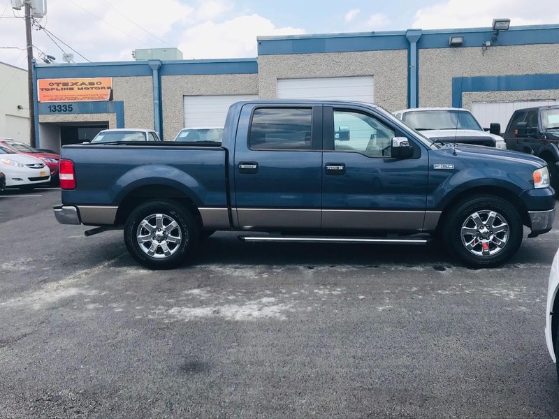 Ford F-150 Vehicle Full-screen Gallery Image 02