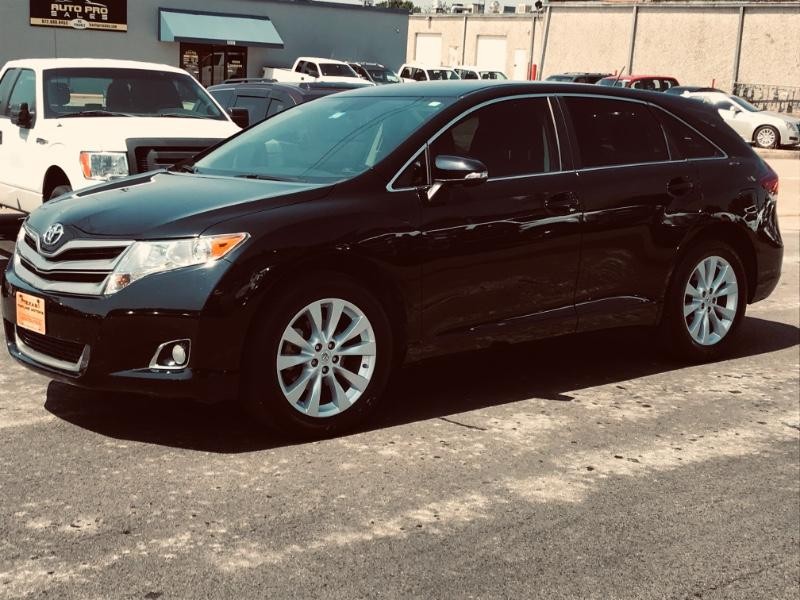 Toyota Venza Vehicle Full-screen Gallery Image 03