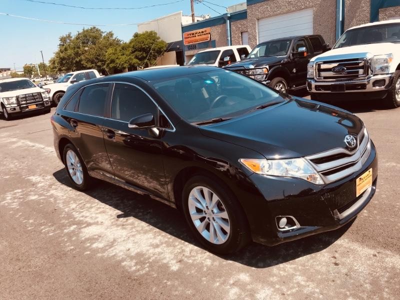 Toyota Venza Vehicle Full-screen Gallery Image 09