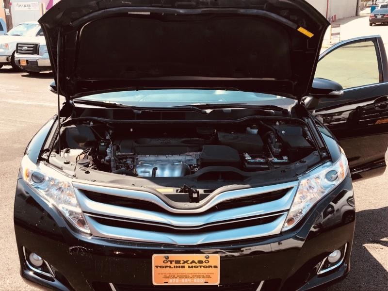 Toyota Venza Vehicle Full-screen Gallery Image 26