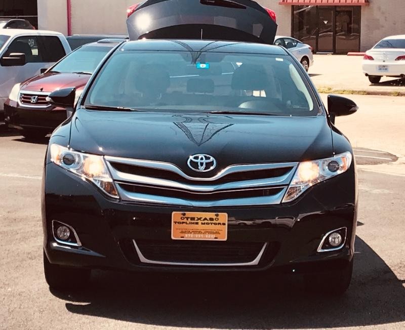 Toyota Venza Vehicle Full-screen Gallery Image 30