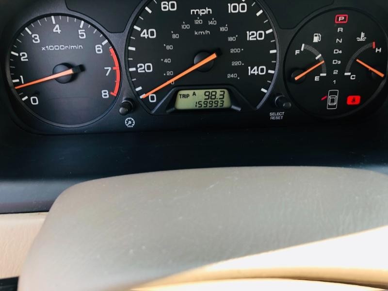 Honda Accord Sedan Vehicle Full-screen Gallery Image 22