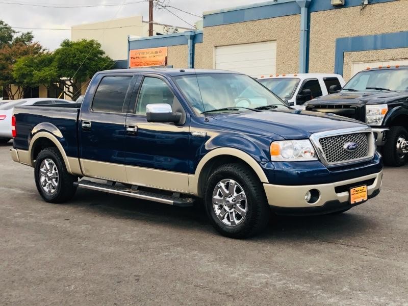 Ford F-150 Vehicle Full-screen Gallery Image 03