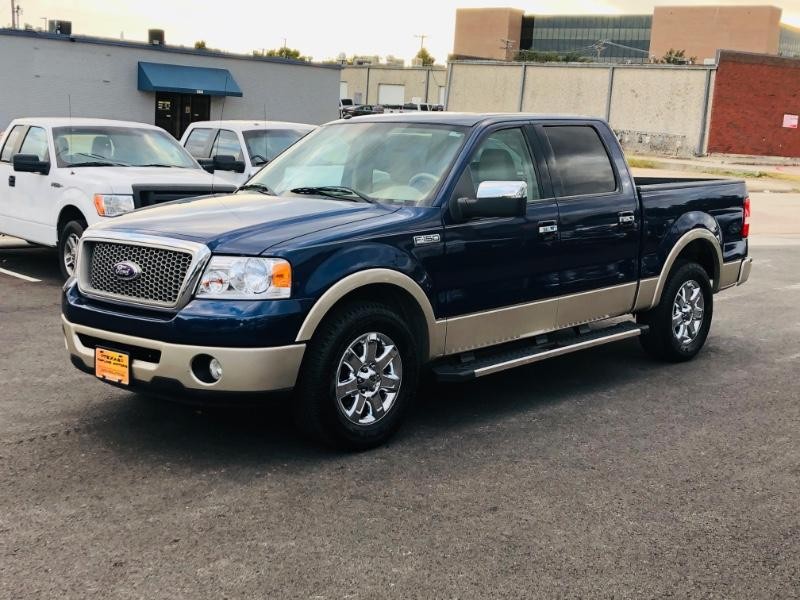 Ford F-150 Vehicle Full-screen Gallery Image 05