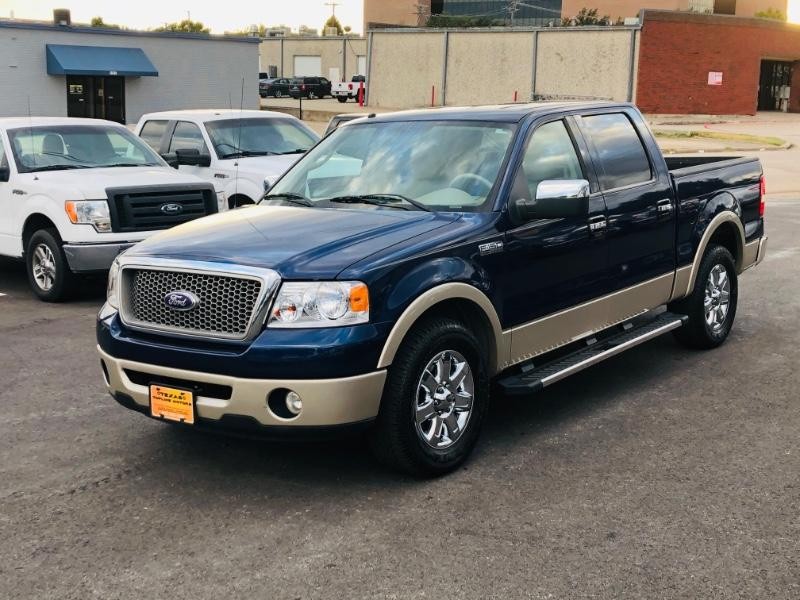 Ford F-150 Vehicle Full-screen Gallery Image 12