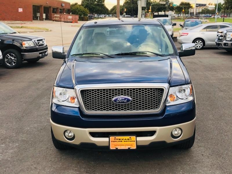 Ford F-150 Vehicle Full-screen Gallery Image 13