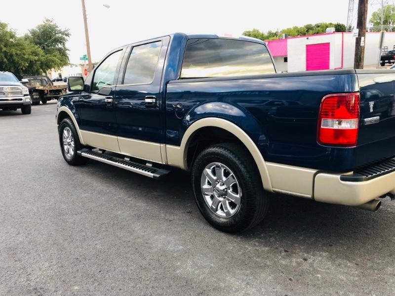 Ford F-150 Vehicle Full-screen Gallery Image 20