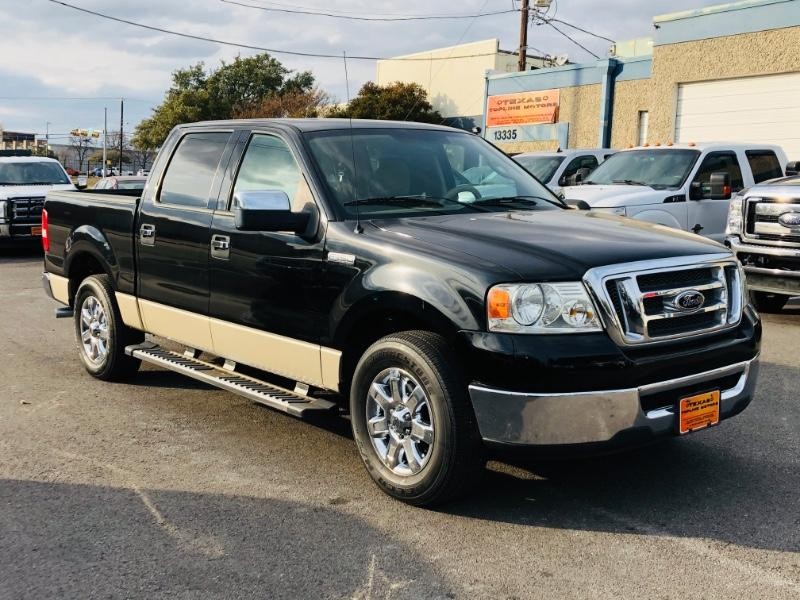 Ford F-150 Vehicle Full-screen Gallery Image 4