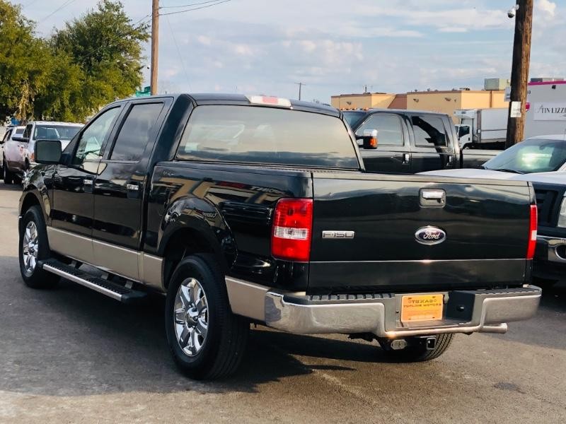 Ford F-150 Vehicle Full-screen Gallery Image 8