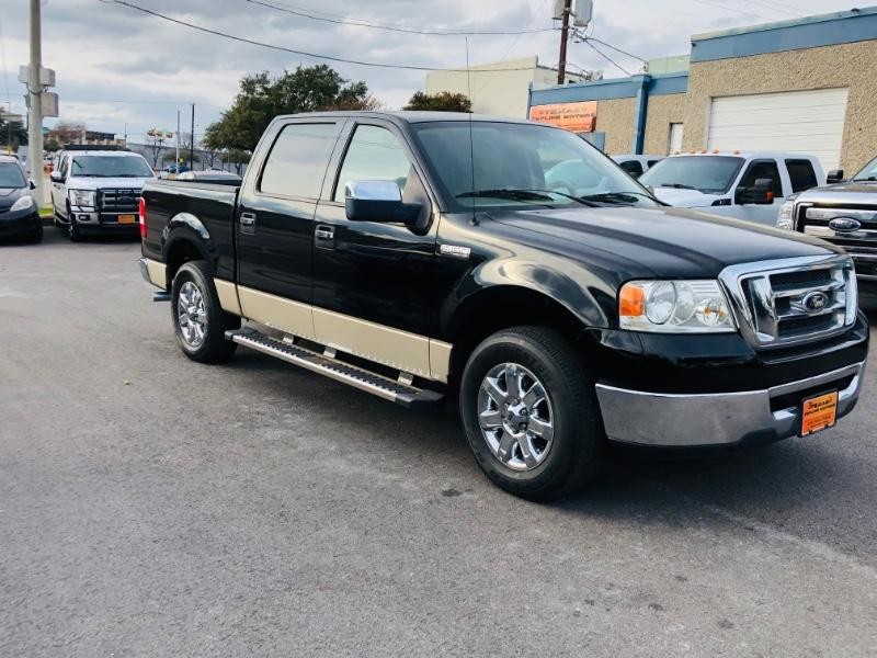 Ford F-150 Vehicle Full-screen Gallery Image 13