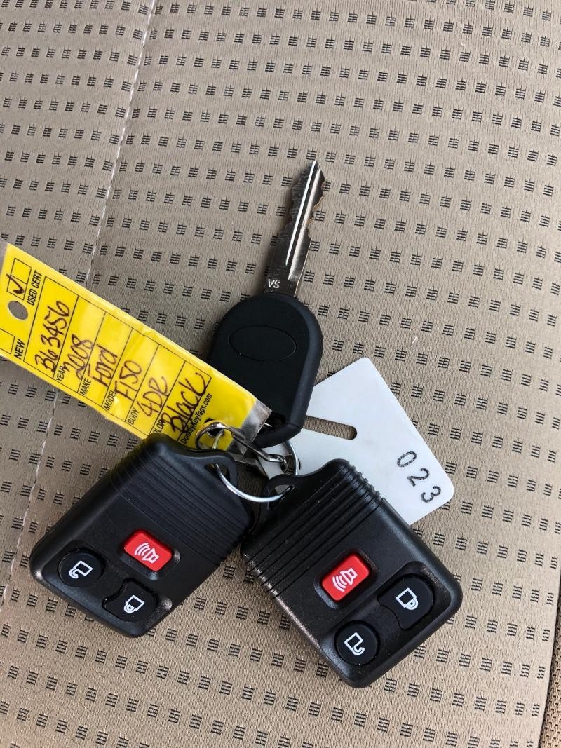 Ford F-150 Vehicle Full-screen Gallery Image 29