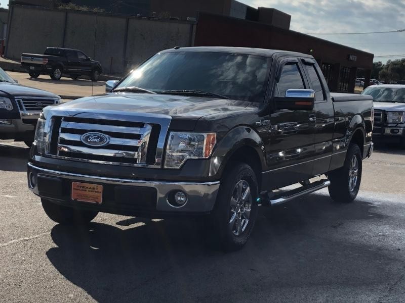 Ford F-150 Vehicle Full-screen Gallery Image 02