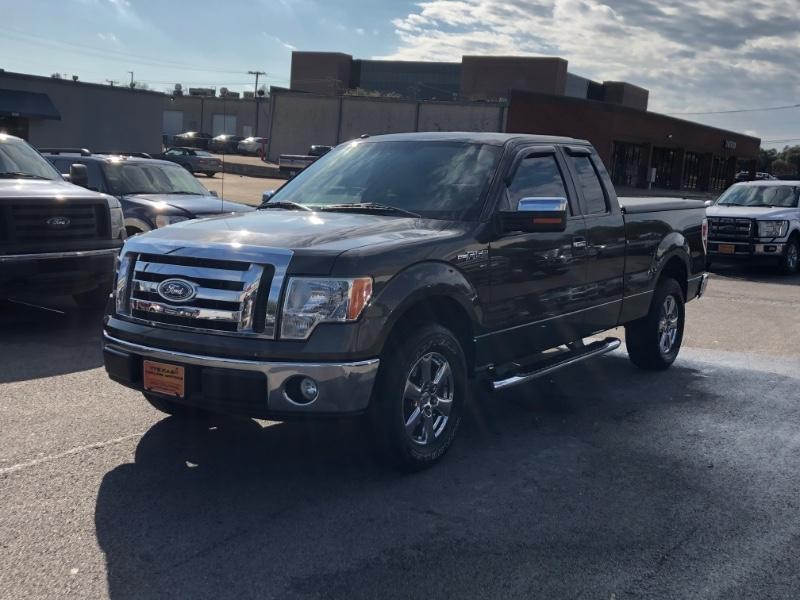 Ford F-150 Vehicle Full-screen Gallery Image 03