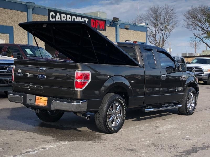 Ford F-150 Vehicle Full-screen Gallery Image 15