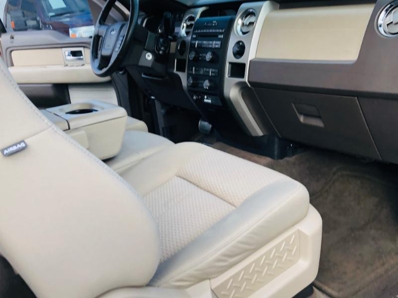 Ford F-150 Vehicle Full-screen Gallery Image 33