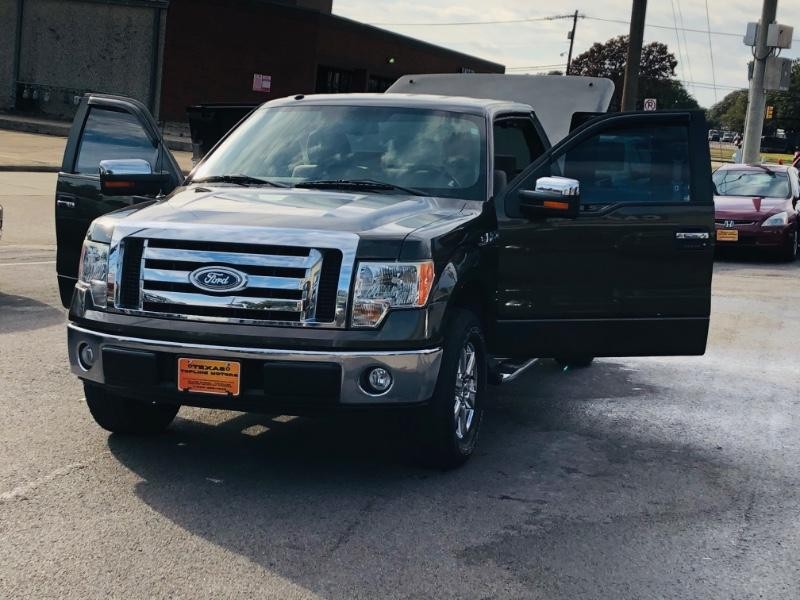 Ford F-150 Vehicle Full-screen Gallery Image 38