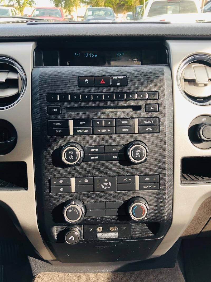 Ford F-150 Vehicle Full-screen Gallery Image 44