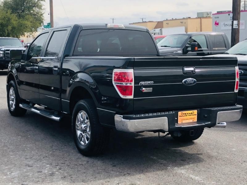 Ford F-150 Vehicle Full-screen Gallery Image 11