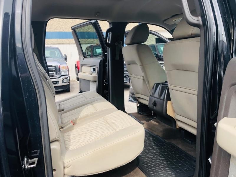 Ford F-150 Vehicle Full-screen Gallery Image 26