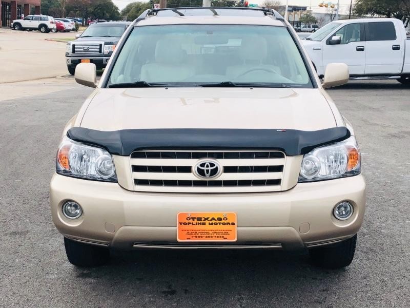 Toyota Highlander Vehicle Full-screen Gallery Image 2