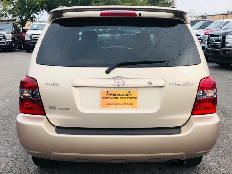 Toyota Highlander Vehicle Full-screen Gallery Image 10