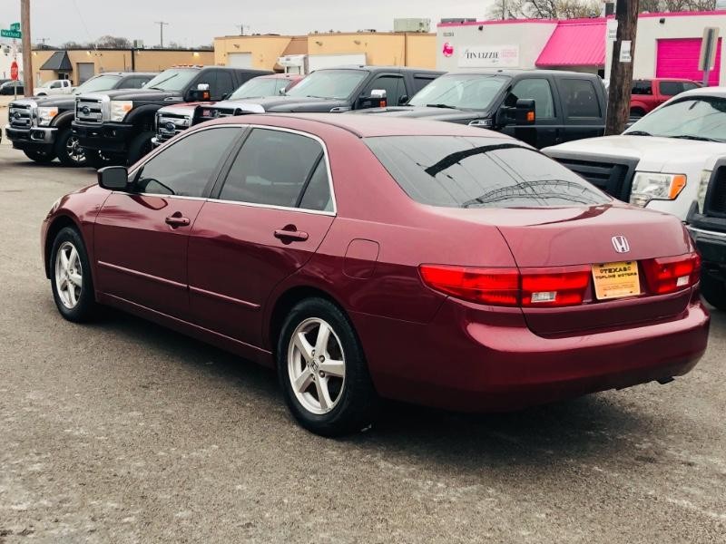 Honda Accord Sedan Vehicle Full-screen Gallery Image 04