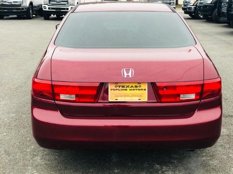 Honda Accord Sedan Vehicle Full-screen Gallery Image 05