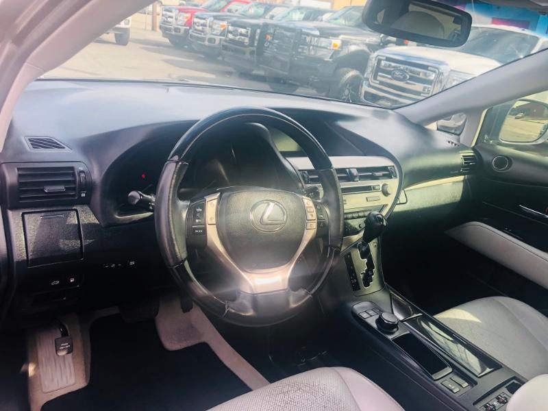 Lexus RX 350 Vehicle Full-screen Gallery Image 09