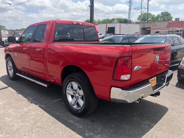 Ram 1500 Vehicle Full-screen Gallery Image 13