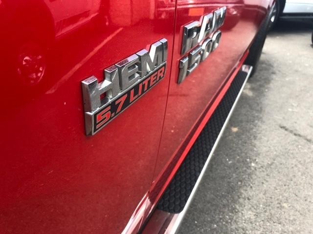 Ram 1500 Vehicle Full-screen Gallery Image 24