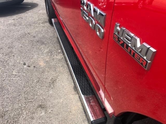 Ram 1500 Vehicle Full-screen Gallery Image 25