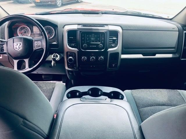 Ram 1500 Vehicle Full-screen Gallery Image 35
