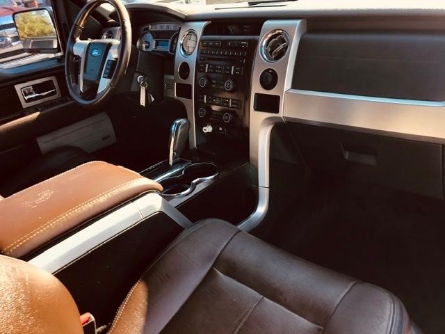 Ford F-150 Vehicle Full-screen Gallery Image 34