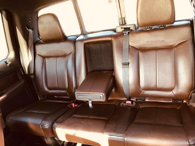 Ford F-150 Vehicle Full-screen Gallery Image 46