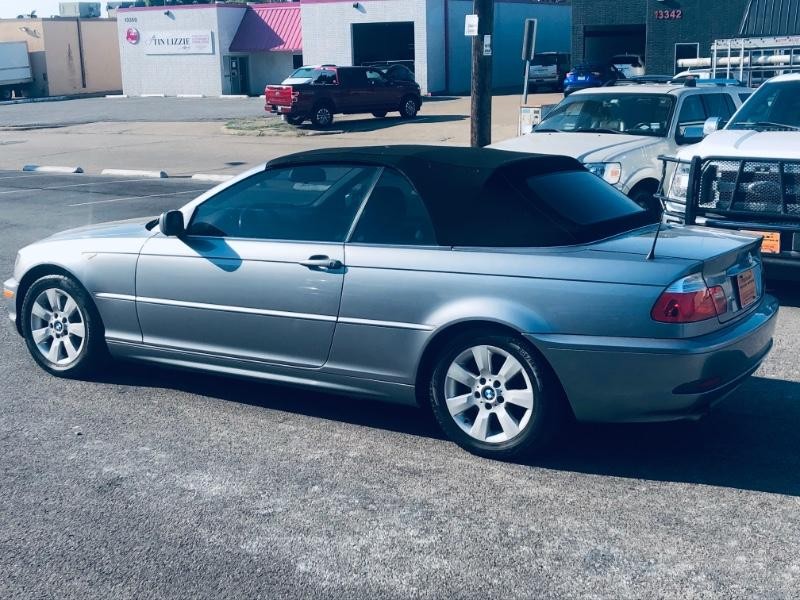 BMW 3 Series Vehicle Full-screen Gallery Image 7