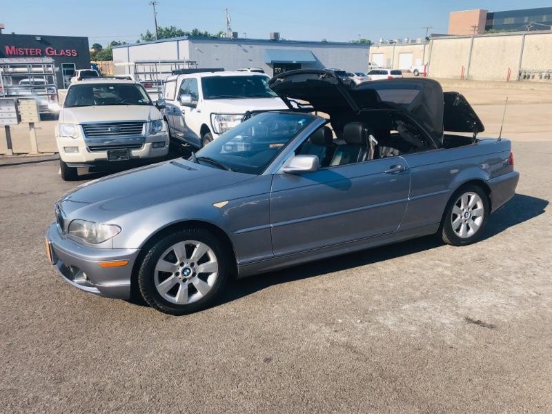 BMW 3 Series Vehicle Full-screen Gallery Image 26