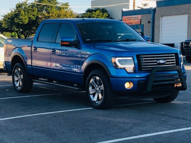 Ford F-150 Vehicle Full-screen Gallery Image 09