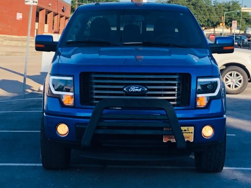 Ford F-150 Vehicle Full-screen Gallery Image 10