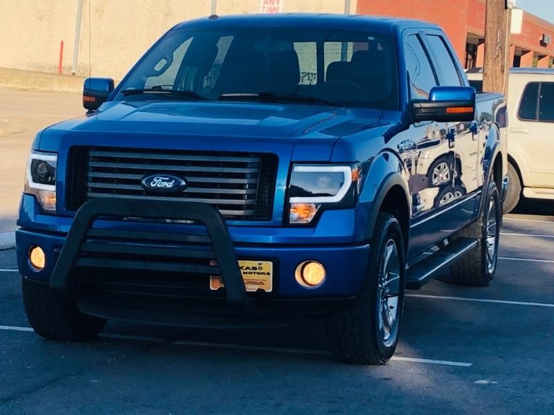 Ford F-150 Vehicle Full-screen Gallery Image 11