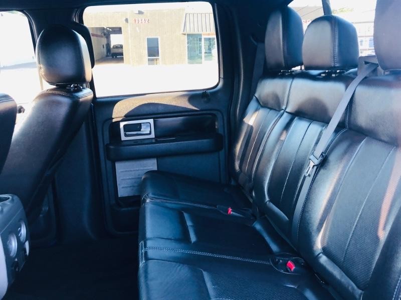 Ford F-150 Vehicle Full-screen Gallery Image 14