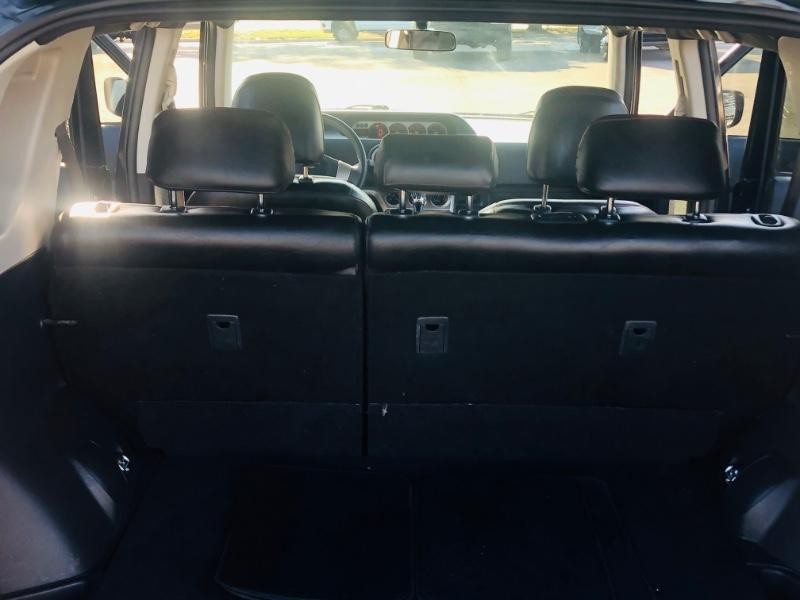 Scion xB Vehicle Full-screen Gallery Image 15