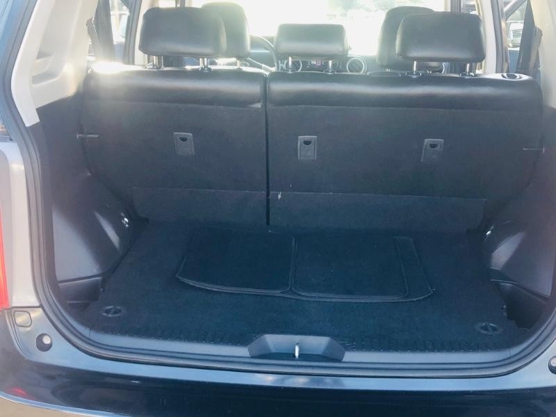 Scion xB Vehicle Full-screen Gallery Image 16