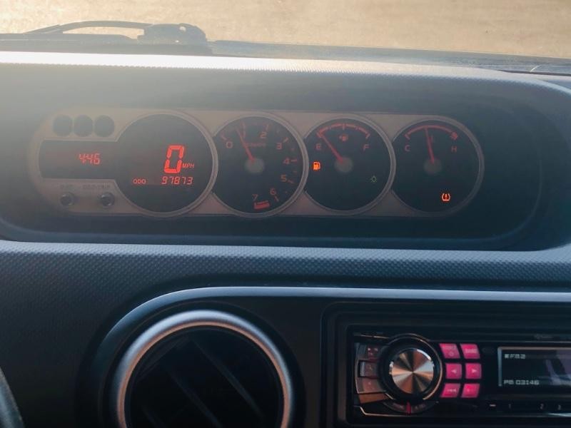 Scion xB Vehicle Full-screen Gallery Image 28