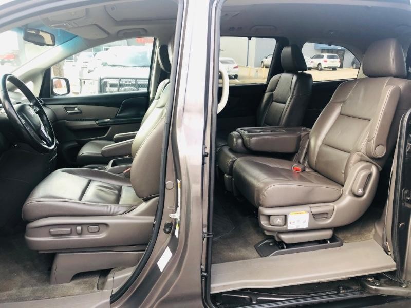 Honda Odyssey Vehicle Full-screen Gallery Image 15