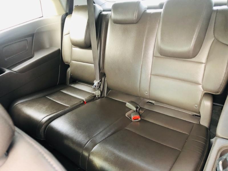 Honda Odyssey Vehicle Full-screen Gallery Image 16