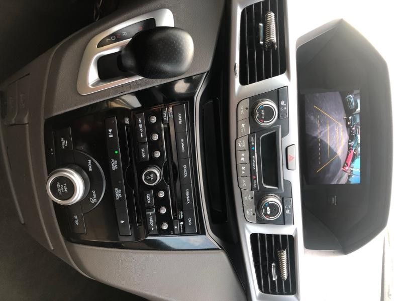 Honda Odyssey Vehicle Full-screen Gallery Image 31