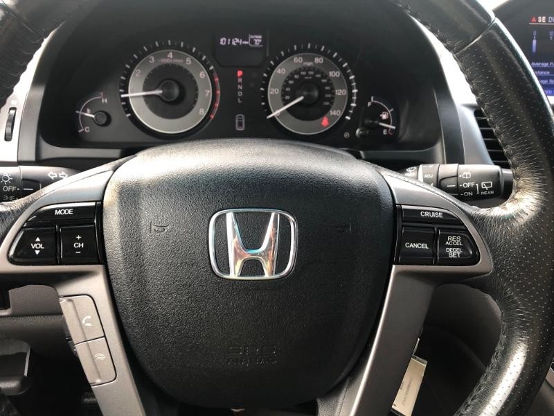 Honda Odyssey Vehicle Full-screen Gallery Image 32