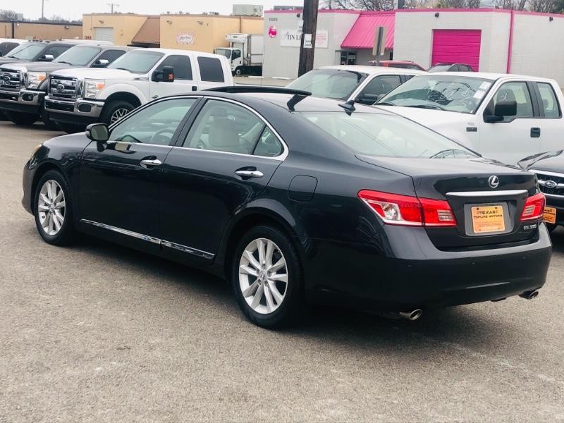 Lexus ES 350 Vehicle Full-screen Gallery Image 06