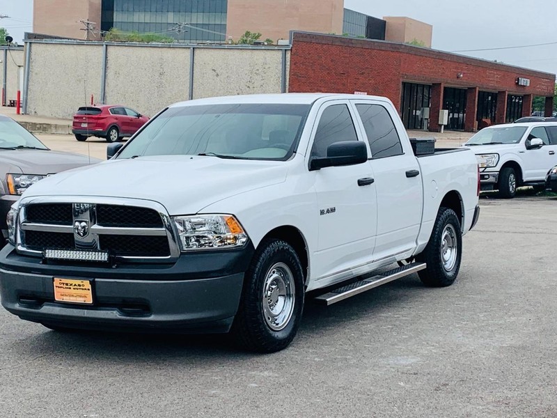 Dodge Ram 1500 Vehicle Full-screen Gallery Image 2